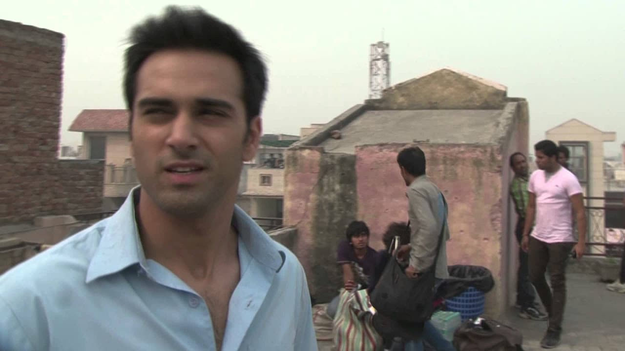 Pulkit Samrat Playing Hunny in Fukrey