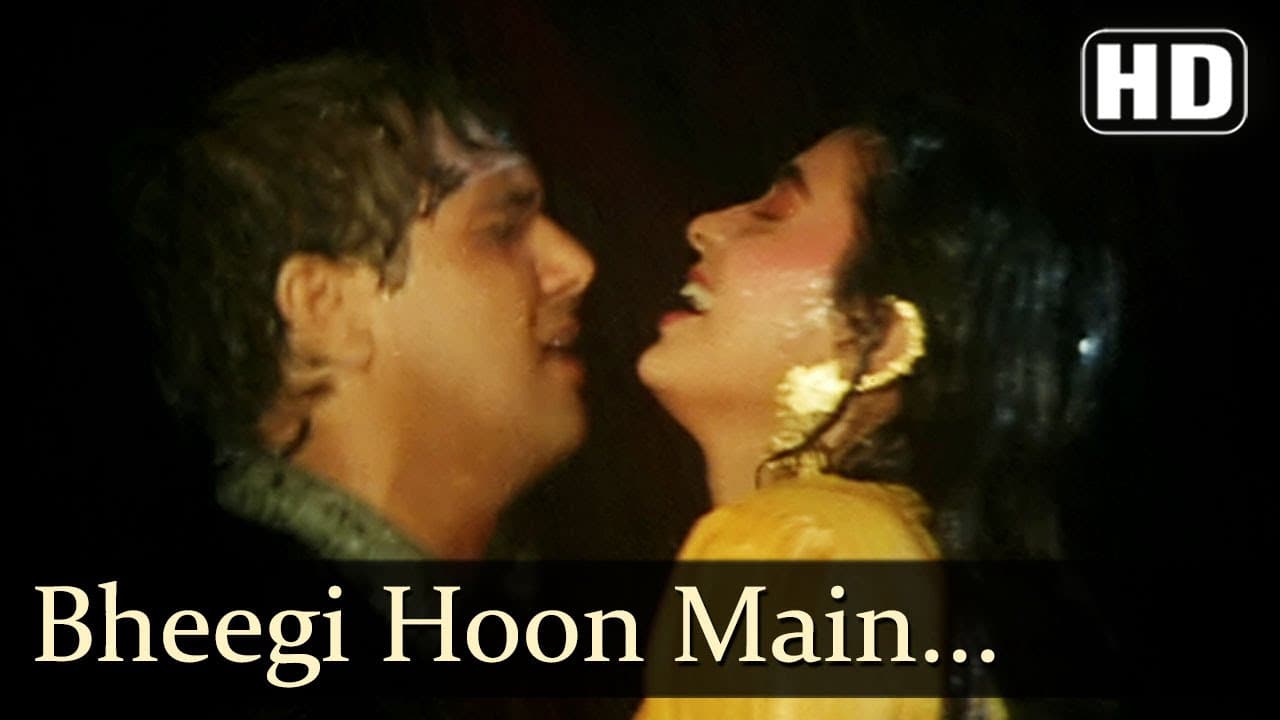 Bheegi Hoon Main Bauchhar Se - Govinda - Juhi Chawla - Karz Chukana Hai - Bollywood Songs