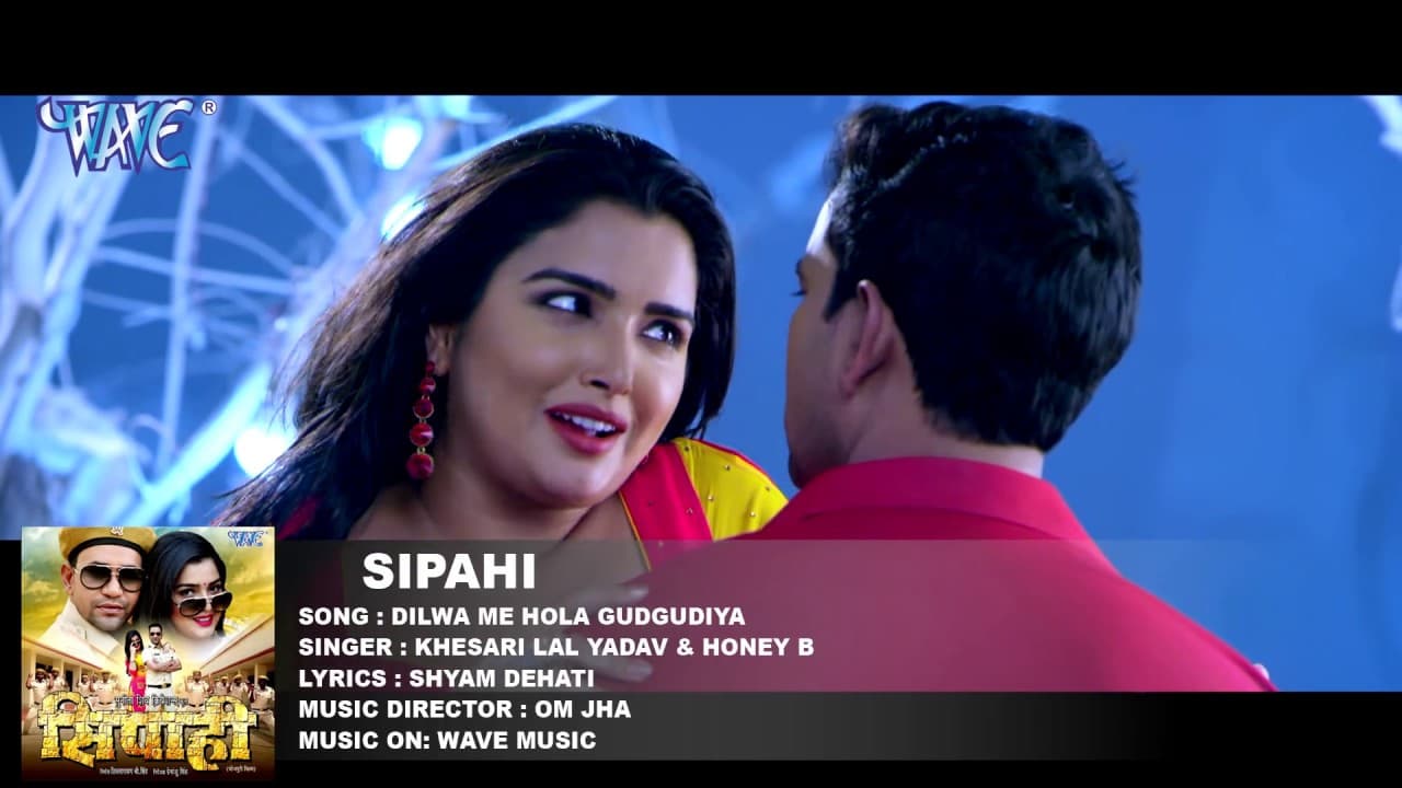 #आम्रपाली दुबे ने मार्किट में आग लगा दिया - Nirahua और Aamrapali Dubey का Hit Song @WaveMusicIndia