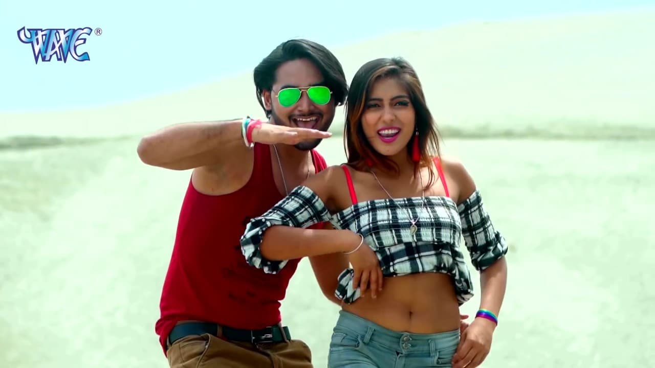 #Love के लिपस्टिक चाट ले रे - सबसे झकास VIDEO SONG - Roshan Bhardwaj - Bhojpuri Hit Song