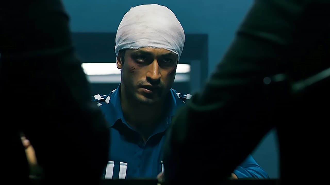 कोर्ट में कबूल कर दो की तुम एक इंडियन जासूस हो - Commando जबरदस्त मूवी सीन - चीन में पकड़ा गया जवान