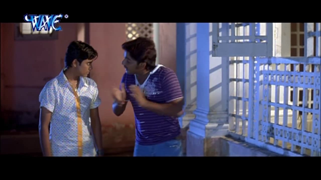 मोनालिसा प्यार की बीमारी - Monalisa Scene - Bhojpuri Uncut Scene @WaveMusicIndia