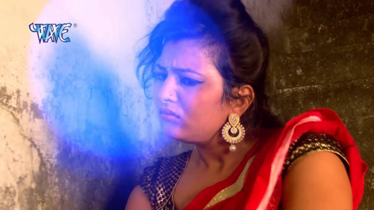 लहंगा में लगवादी इंटरनेट - Lahanga Chodatawe Pani - Kumar Chandan.- Bhojpuri Hit Songs 2016