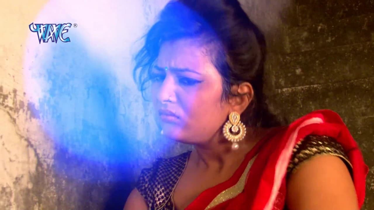 चोली में ब्लूटूथ लहंगा में बा इंटरनेट - Choli Me BLUETOOTH Lahanga Me InterNET - Bhojpuri Hit Songs