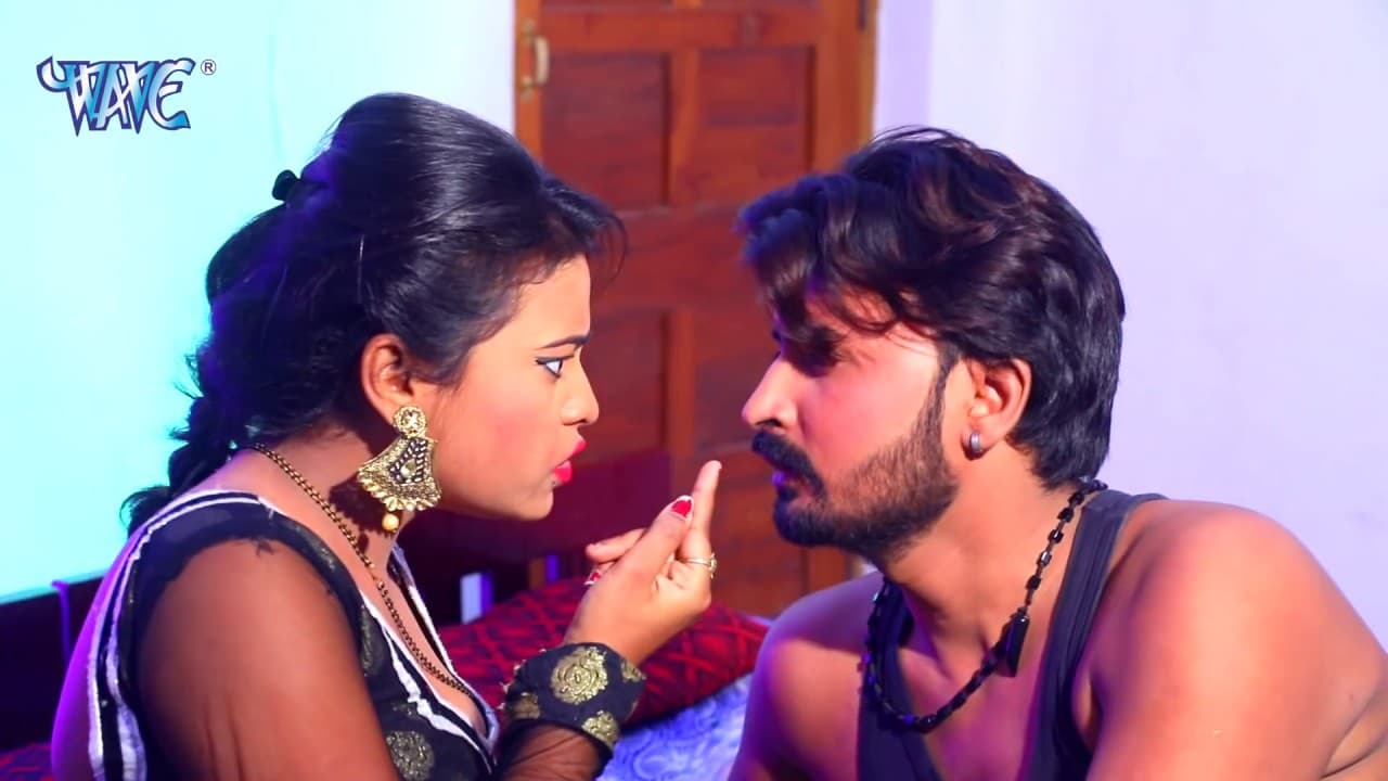 दुधवा पियादS लोटे लोटे - सबसे गरदा #Video_Song - Kumar Abhishek Anjan - Bhojpuri Hit Songs