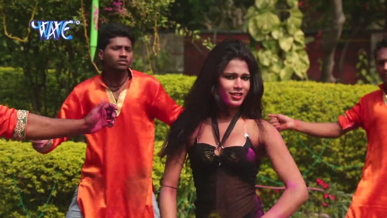 डालs घंघरी भितरिया ऐ राजा - Folding Pichkari - Saurabh Samrat - Bhojpuri Holi Song 2021
