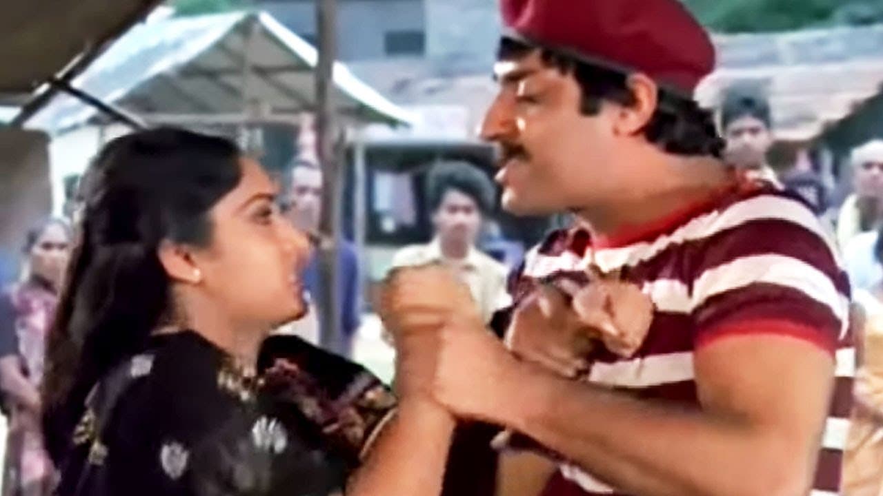 अमिताभ ने सिखाया रंजीत को सबक, बहन पर हाथ डालने की सज़ा! | Inquilaab | Action Scene 1/21