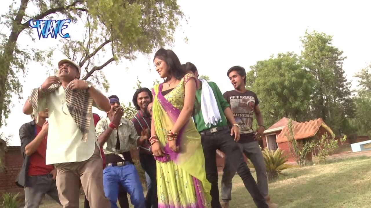 HD केहु  उठावे कोरा केहु मिसे गाल - Tadpe Jawani Hamar - Smita Singh - Bhojpuri  Song