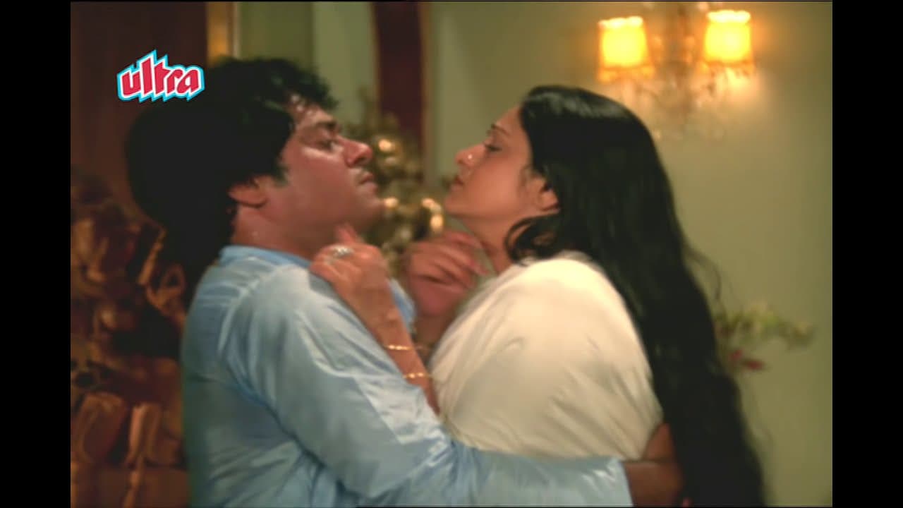 Jagdeep in Aruna's bedroom - Ghazab Comedy Scene