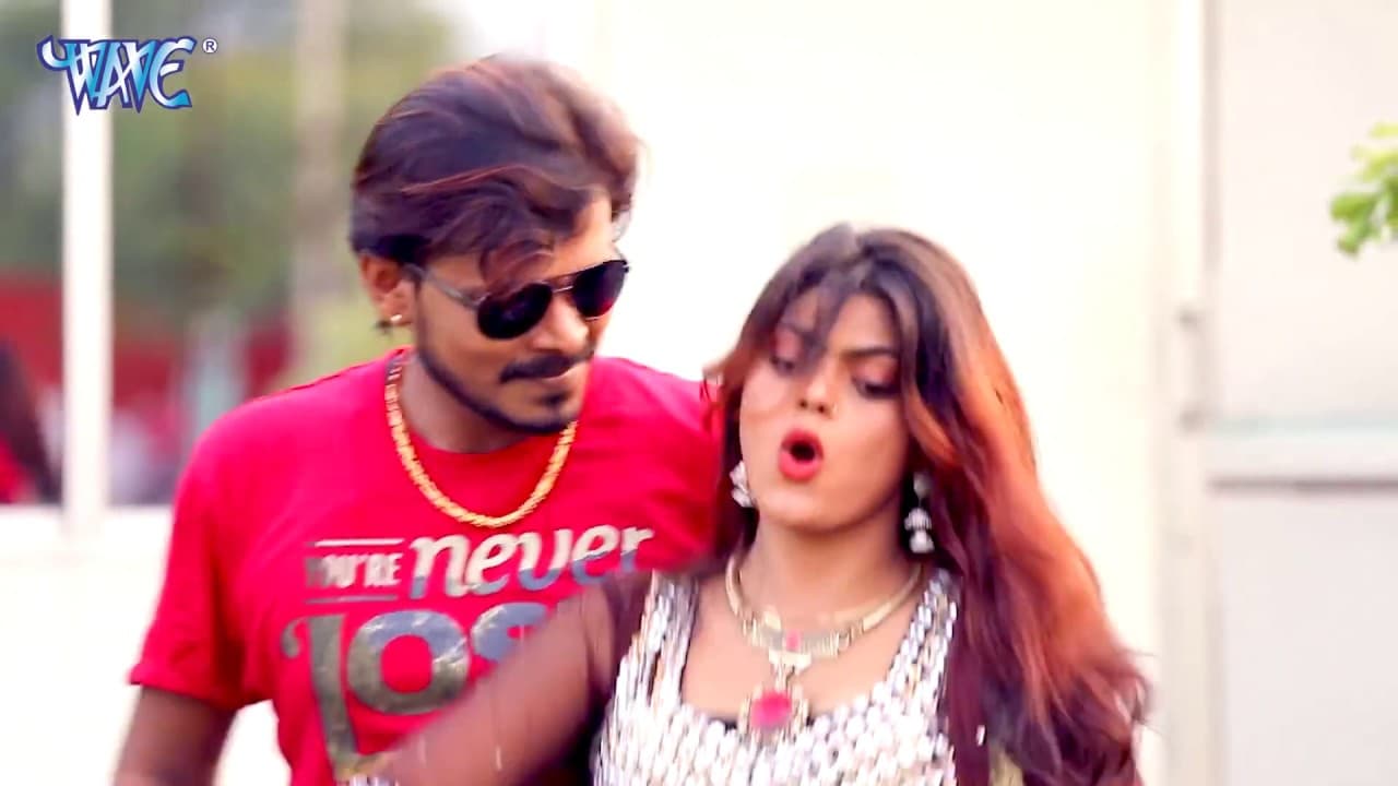 Pramod Premi Yadav - दिखाव ना दुकनिया - Khola Na Dukaniya - Bhojpuri Hit Video Song @WaveMusicIndia